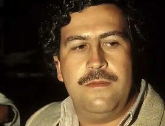 Presentan proyecto de ley para erradicar la exaltación de narcotraficantes como Pablo Escobar en Colombia