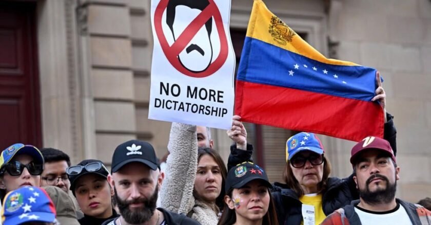La gran marcha global por la crisis en Venezuela se lleva a cabo en medio de tensiones políticas.