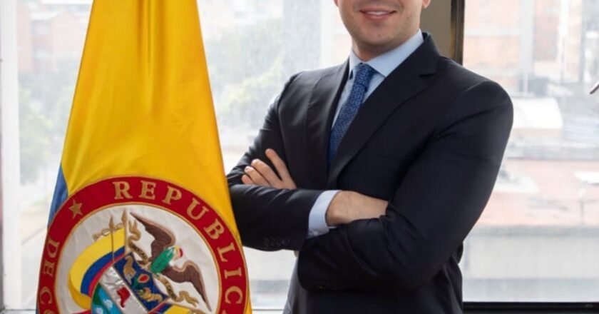 Controversia por la designación de Esteban Restrepo, cercano a Daniel Quintero, en Ecopetrol