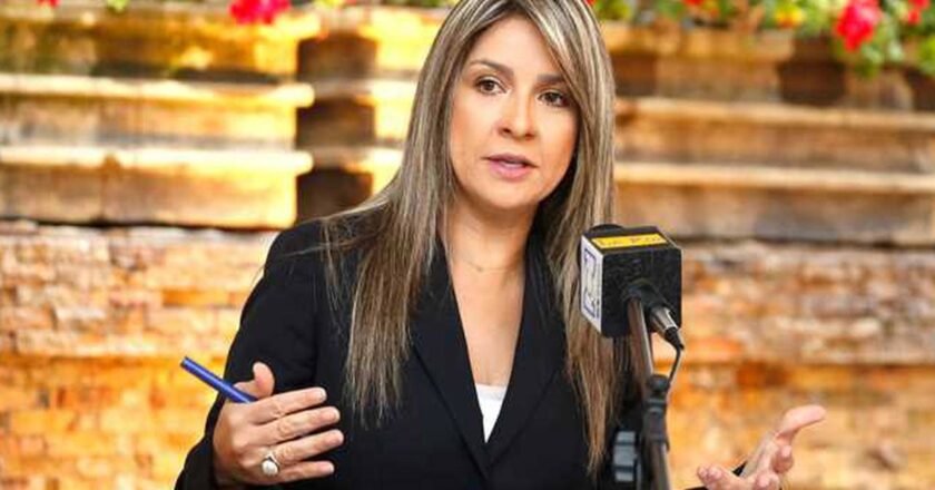 Vicky Dávila será candidata a la Presidencia de la República en 2026