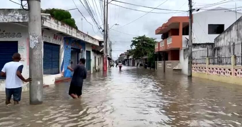 Depresión tropical en el Caribe colombiano se intensifica y ahora es la tormenta Rafael