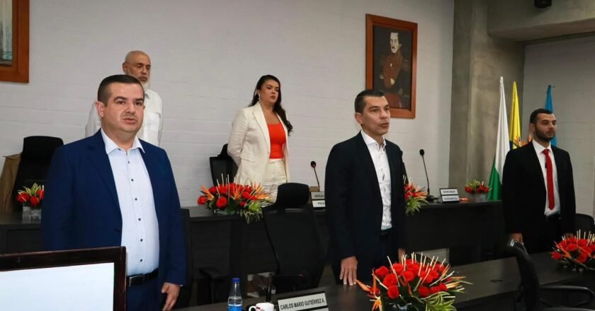 Senador Echavarría, aliado del Gobierno Petro, reaparece en La Estrella