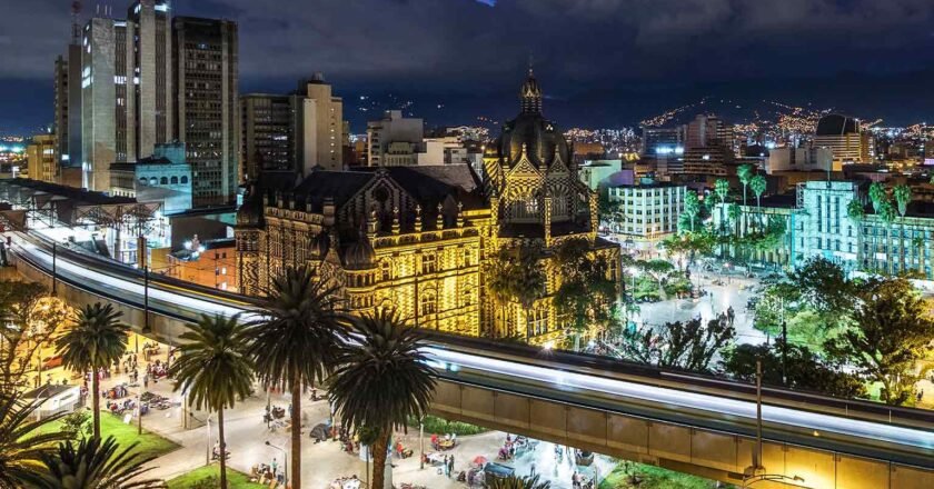 Medellín, entre las mejores ciudades para encontrar el amor, según Time Out
