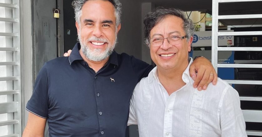 Petro nombra a Armando Benedetti como jefe de gabinete en medio de controversia política