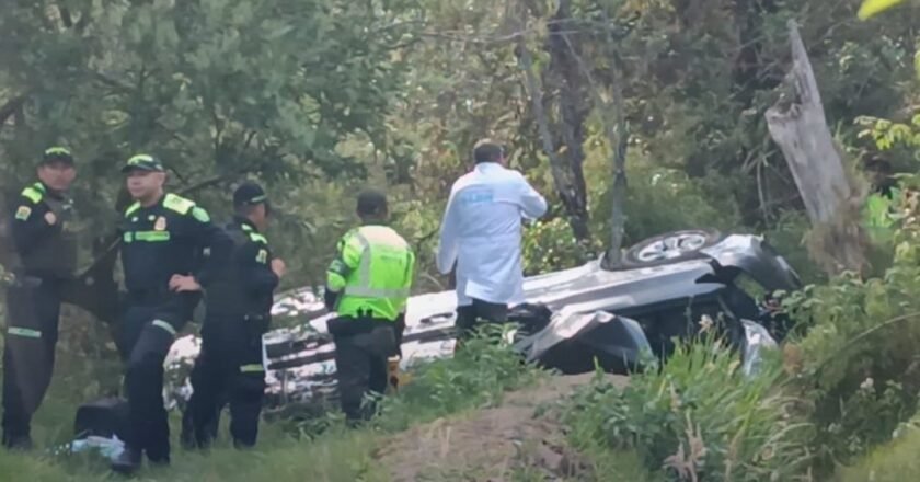 Grave accidente del esquema de seguridad de Germán Vargas Lleras deja dos muertos y tres heridos