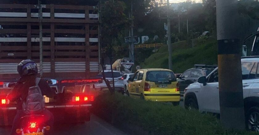 Movilidad en La Estrella, cada vez más crítica: lluvias, accidentes e infraestructura insuficiente agravan el caos vial