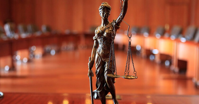 Corte Suprema cita a exministros Carrasquilla, Restrepo y Bonilla por presunta red de contratos en Invías