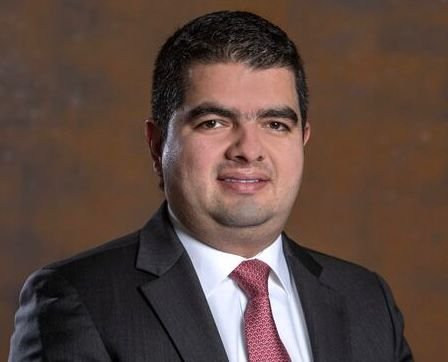 ¿Quién permitió el título? Exrector y exdecano podrían perder su tarjeta de abogados por escándalo Bedoya
