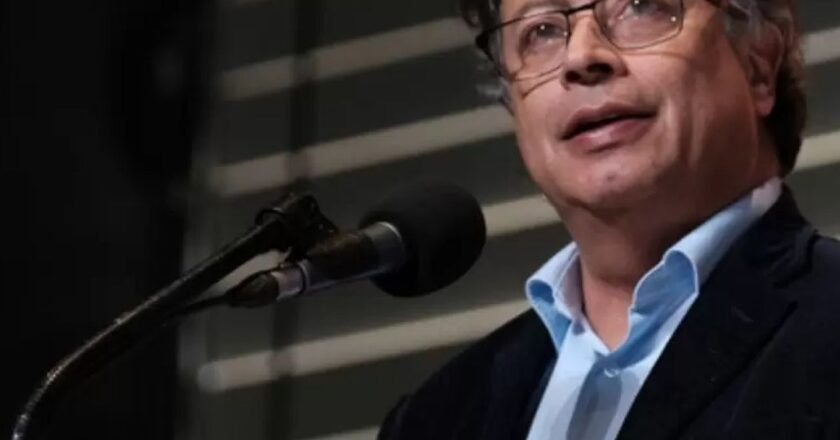 Fiscalía investiga supuesto plan de Álvaro Leyva para derrocar a Petro: audios revelados lo comprometerían