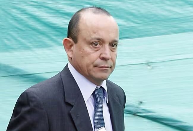 28 años de prisión para Santiago Uribe por nexos con paras