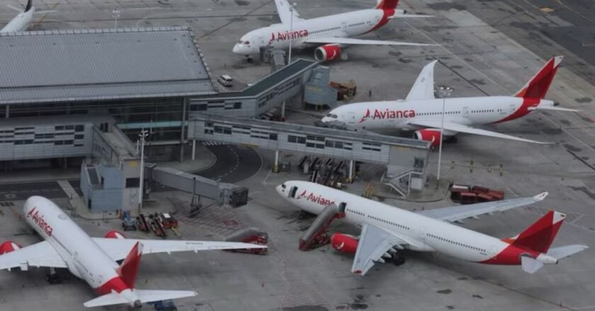 Venezuela expulsa a seis aerolíneas y desata crisis aérea tras acusarlas de apoyar “terrorismo de Estado”