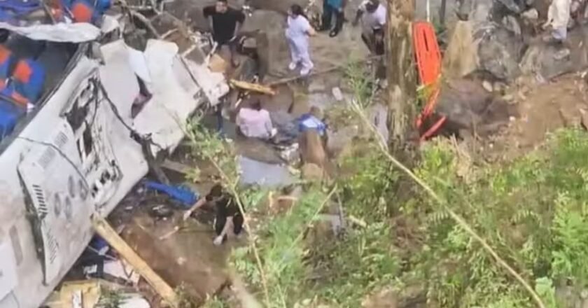 Tragedia enluta a Bello: excursión escolar termina en fatal accidente en Segovia con 19 víctimas mortales