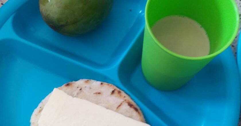 Padres denuncian raciones escolares en la Estrella