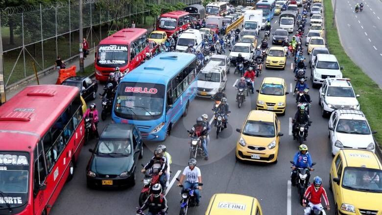 Medellín levanta el pico y placa en Semana Santa para facilitar la movilidad