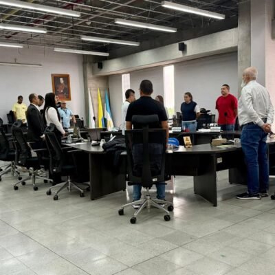 ¡Alerta a funcionarios! El reloj electoral ya comenzó a correr para 2027